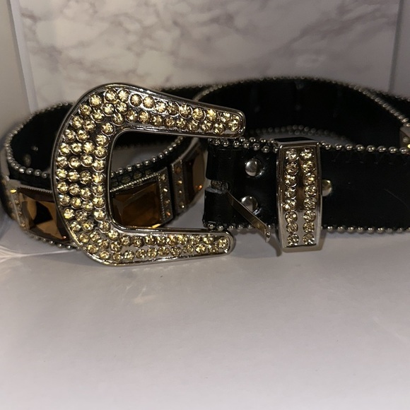38” long Rhinestone Cowgirl Country Belt Heavy Well Made All Stones - like new! main image 4